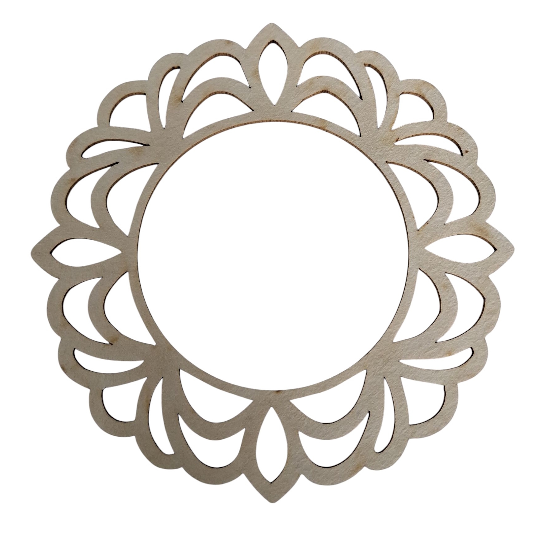 Chipboard wreath (L1303)