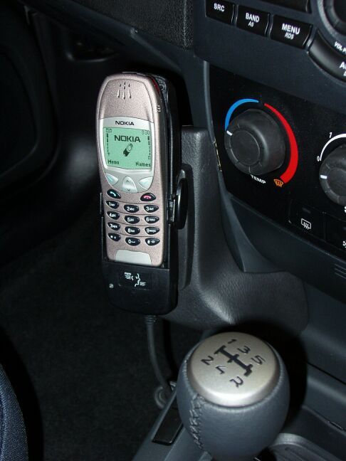 Uchwyt na telefon KUDA Fiat Stilo 10.2001- RHD