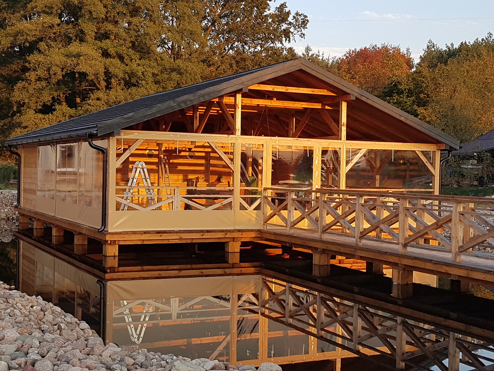 TERRASSENVERKLEIDUNG AUF MAß, NACH IHREM PROJEKT; MIT FENSTER UND TÜR