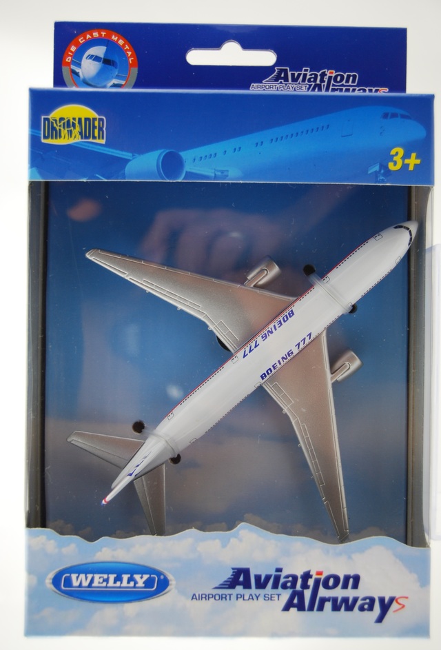 boeing 777 toy