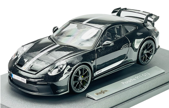 MAISTO PORSCHE 911 992 GT3 RED 1:18 DIE CAST METAL MODEL NEW