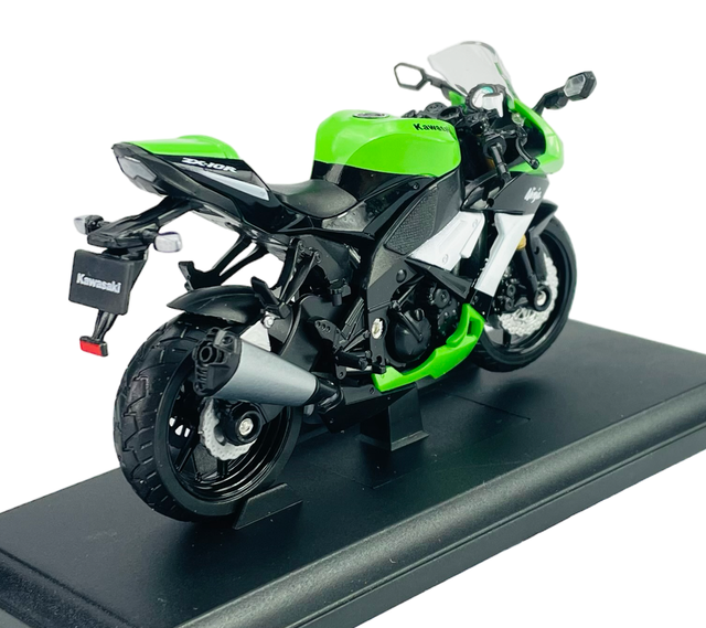 WELLY '09 KAWASAKI NINJA ZX-10R 1:18 DIE CAST MODEL NEW LICENSED