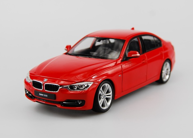 bmw 335i diecast model