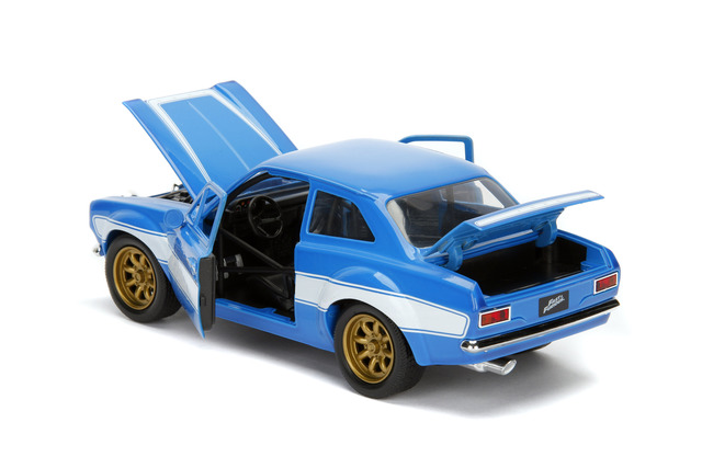 ミニカー Jada 1/32 Scale Brian's Ford Escort Amazon.com: Jada Fast & Furious 1:32 Brian's Ford Escort Die