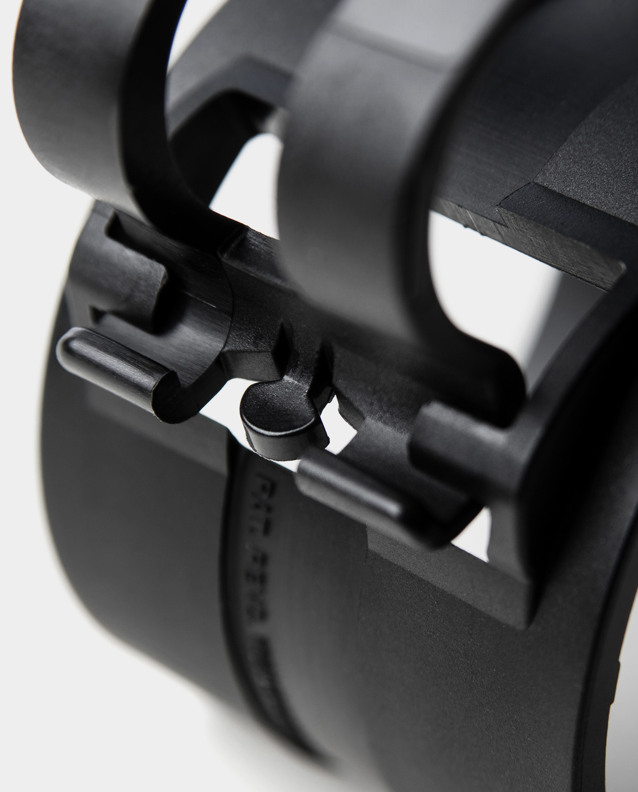 Obejma uchwyt mocujący kabli przewodów do kratownic 48-51 mm Czarny 1 szt.