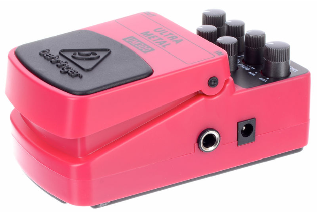Efekt gitarowy Behringer UM300 Ultra Metal Zasilacz 9V ZESTAW