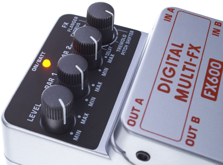 Efekt gitarowy Behringer FX600 Digital Stereo Multi FX Multi-Effects