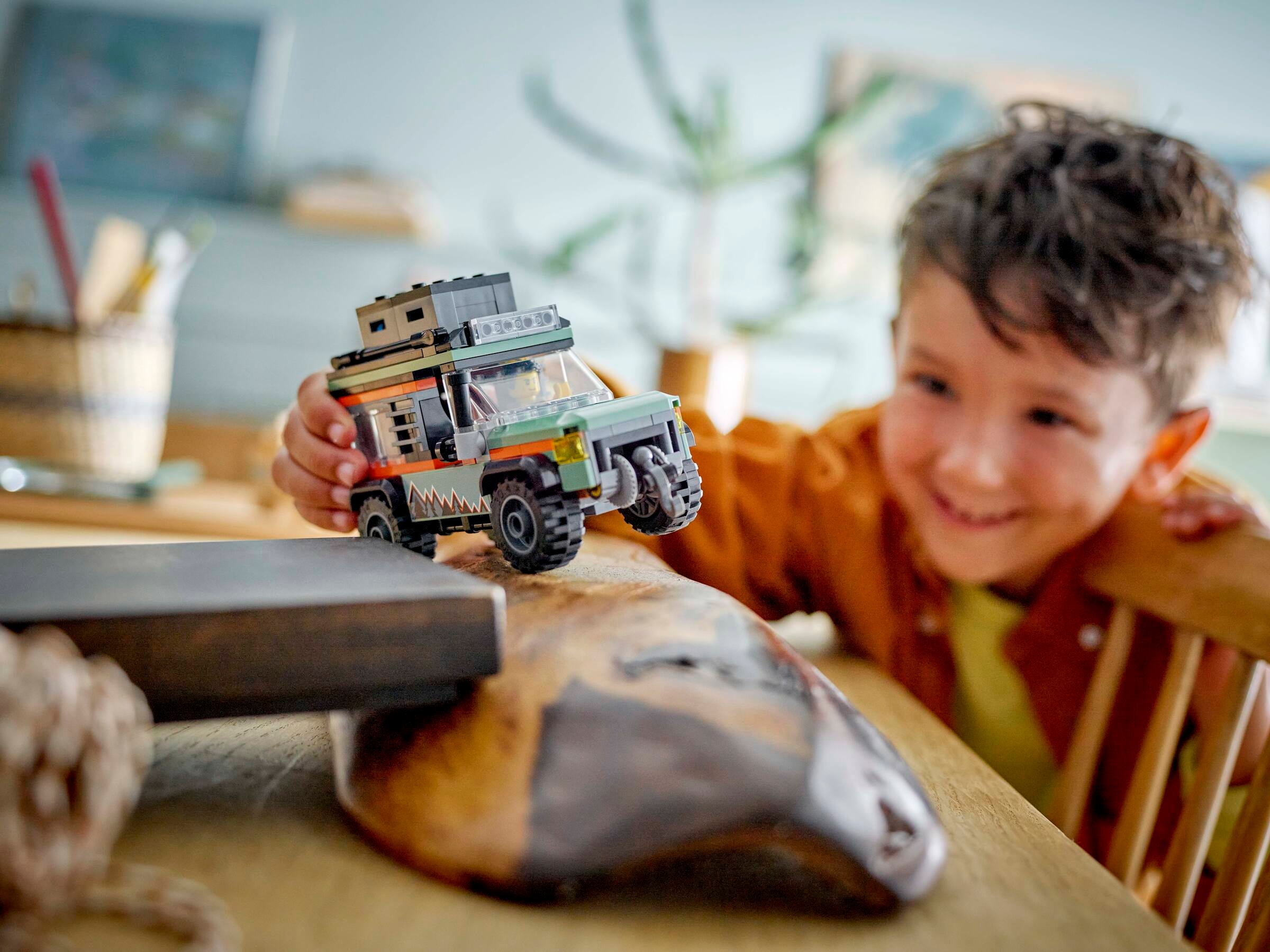 LEGO City Górska terenówka 4x4 SUV z wyciągarką 60447