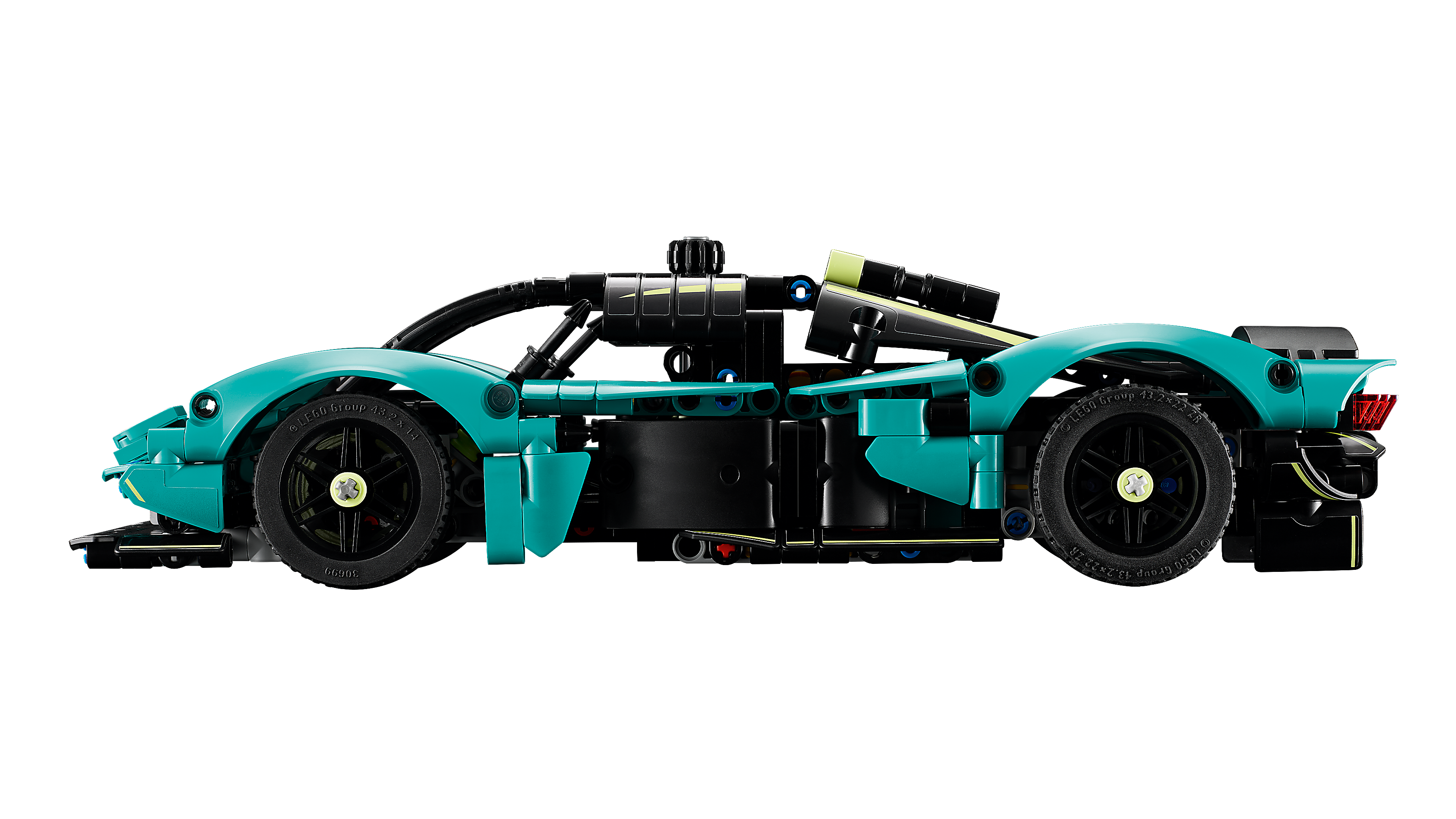 LEGO Technic 42208 Aston Martin Valkyrie - auto 707 elem. dla dzieci +9