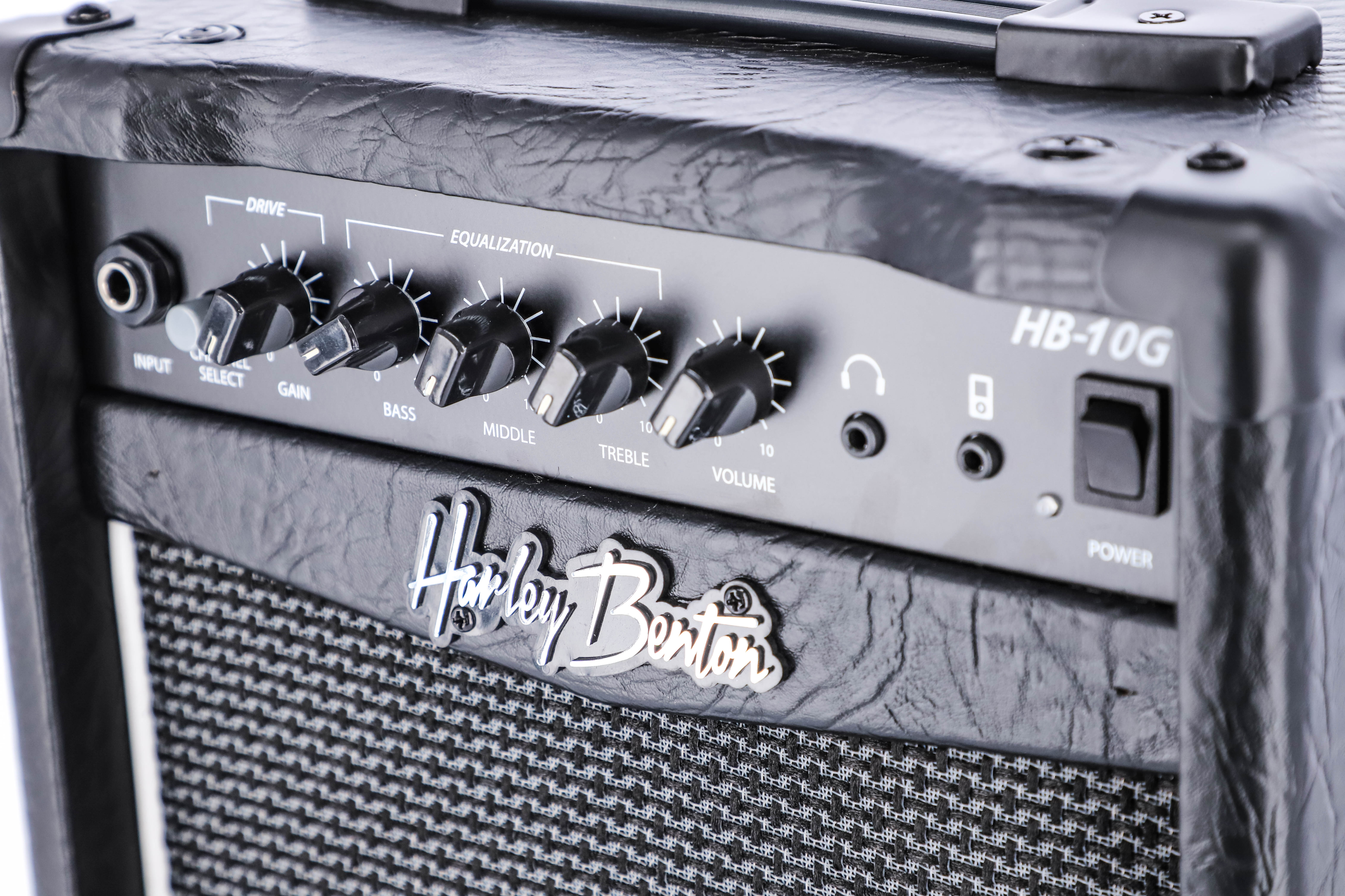 Gitara elektryczna 3/4 Harley Benton ST-Junior BK Wzmacniacz ZESTAW