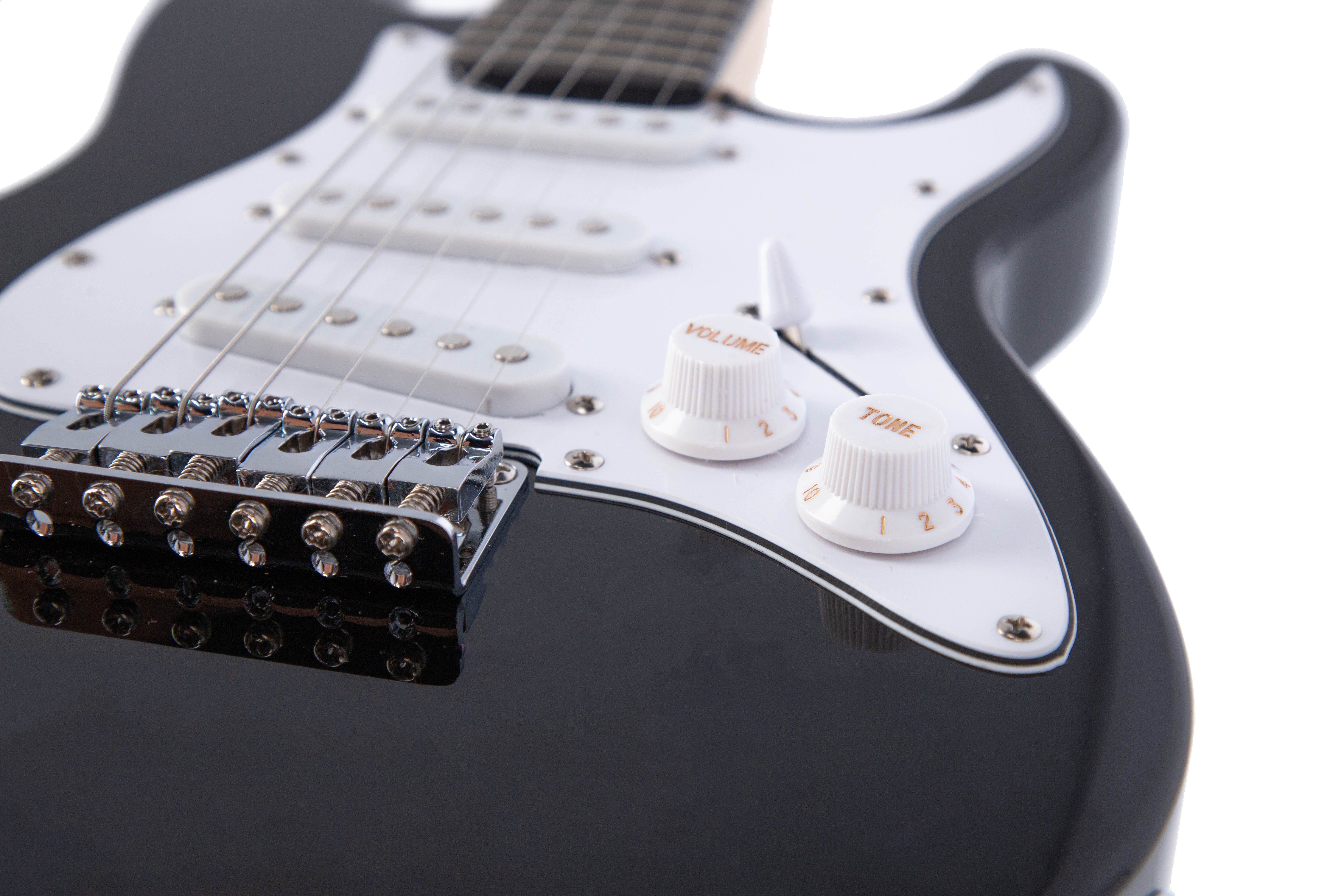 Gitara elektryczna 3/4 dla nastolatka Harley Benton ST-Junior BK CZARNA