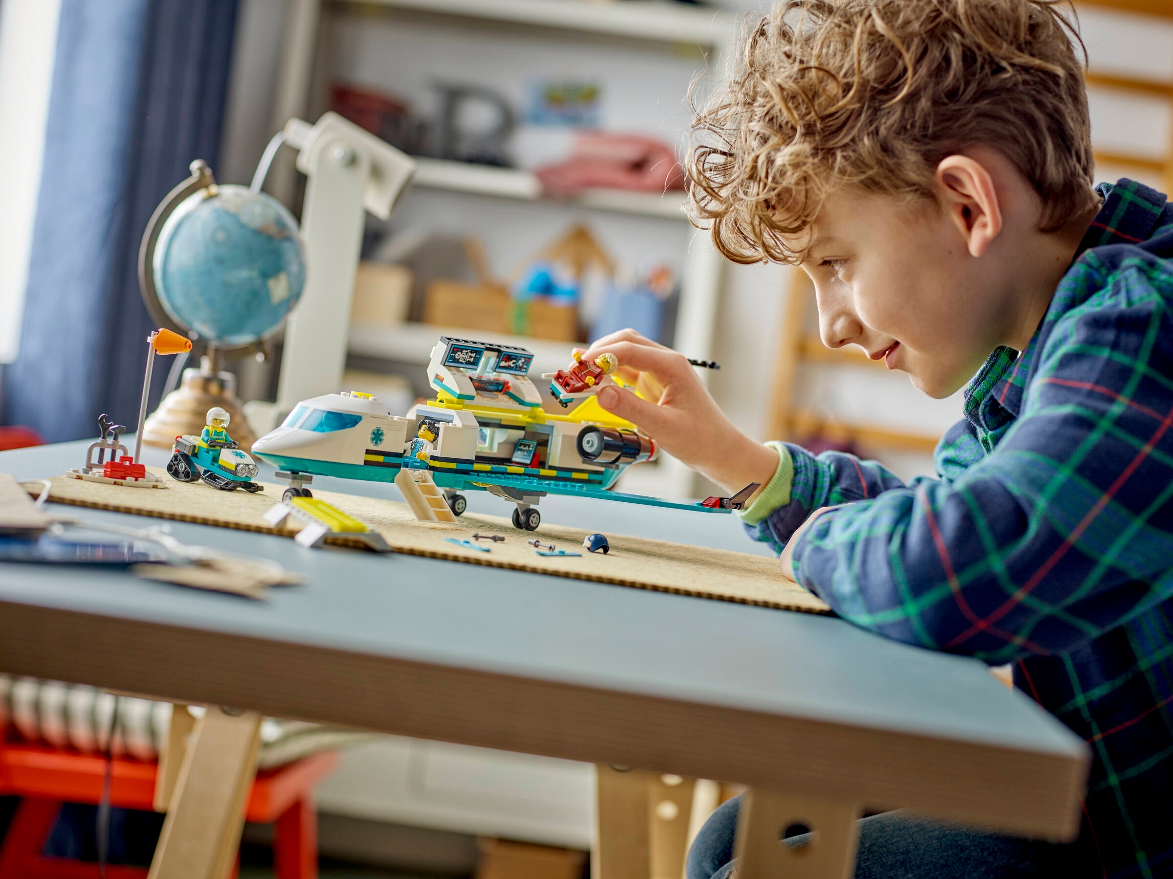 LEGO City Samolot pogotowia ratunkowego 60465 - misje ratunkowe 6+