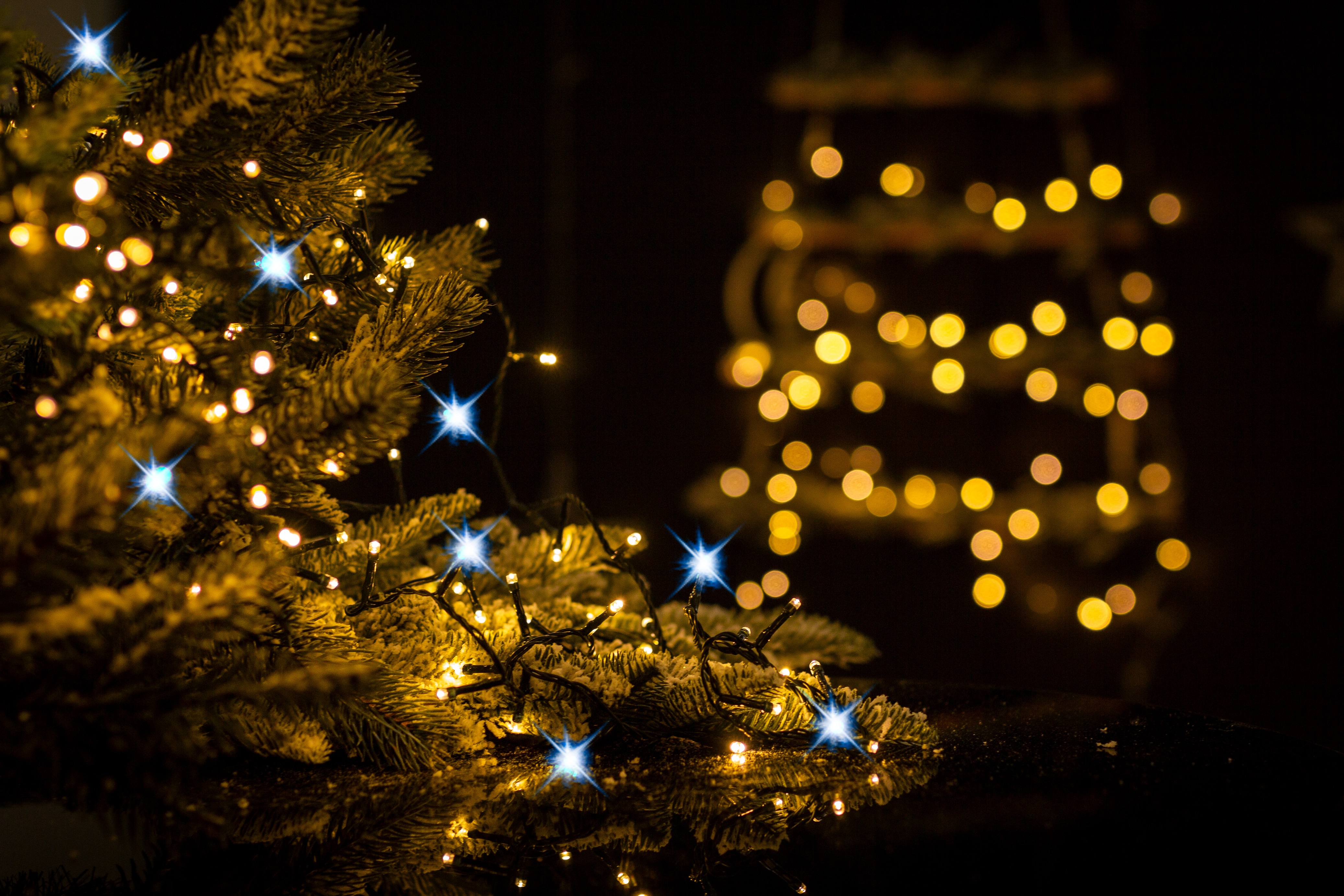 LAMPKI 200LED LINIA PROFESJONALNA EFEKT FLASH IP44