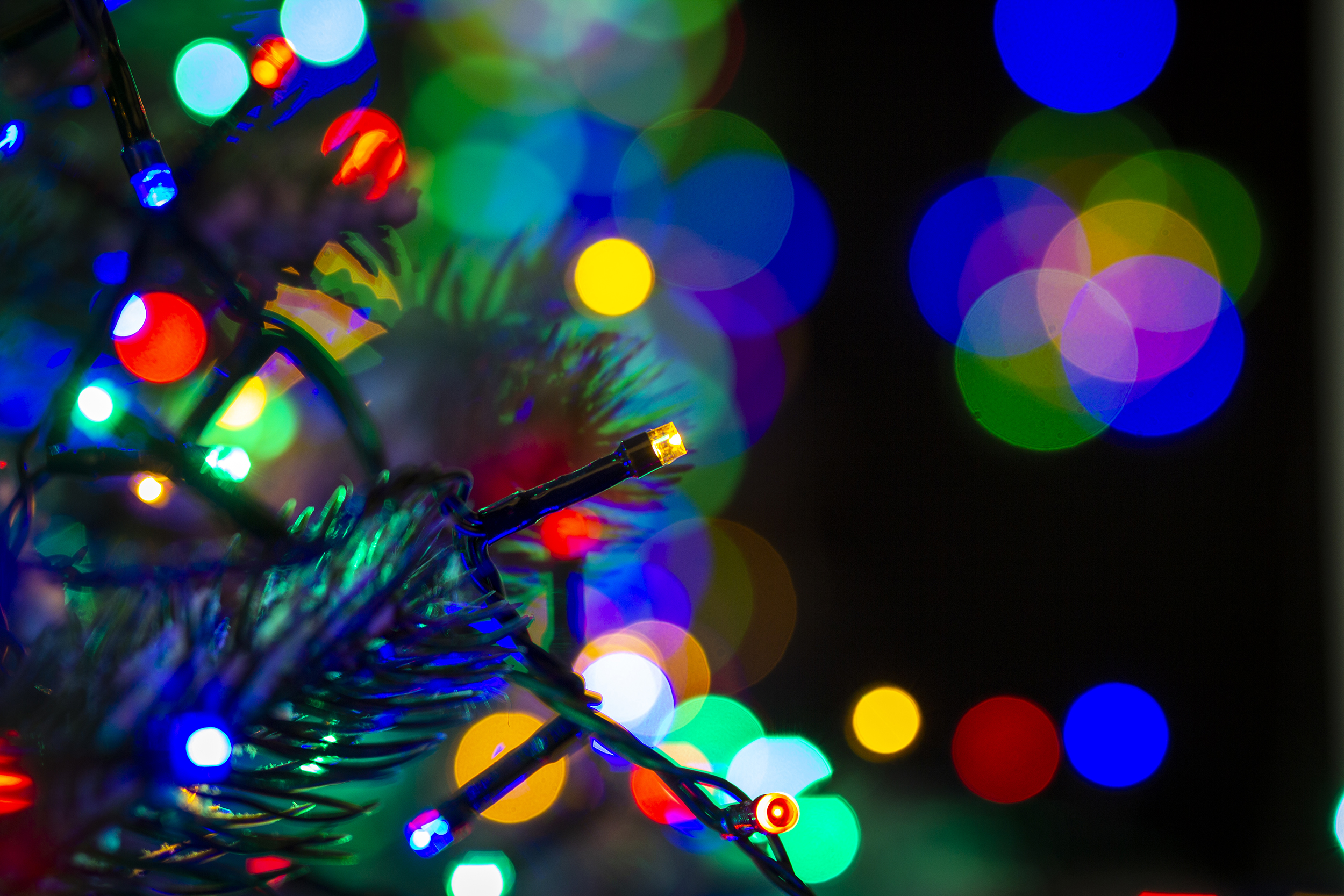 LAMPKI CHOINKOWE 1000 LED Z PROGRAMAT. MULTIKOLOR