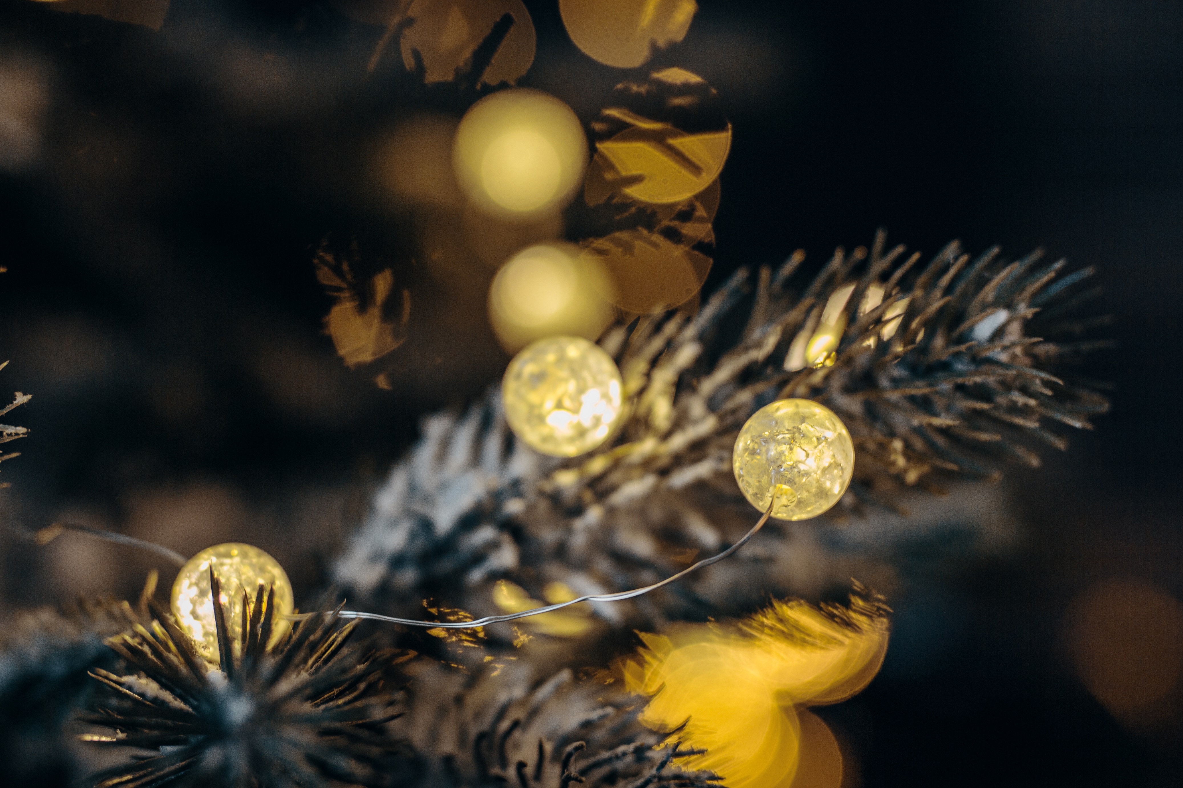 LAMPKI KULKI EFEKT MROŻONEGO SZKŁA 20 LED CIEPŁY