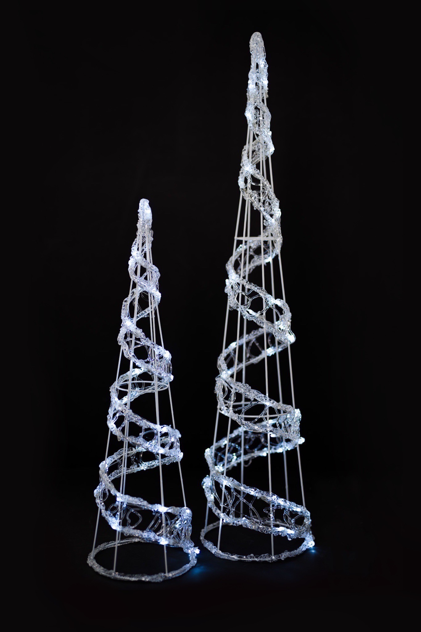 Dekoracja Stożek 30 LED 60 cm do użytku wewnętrznego i zewnętrznego zimny biał