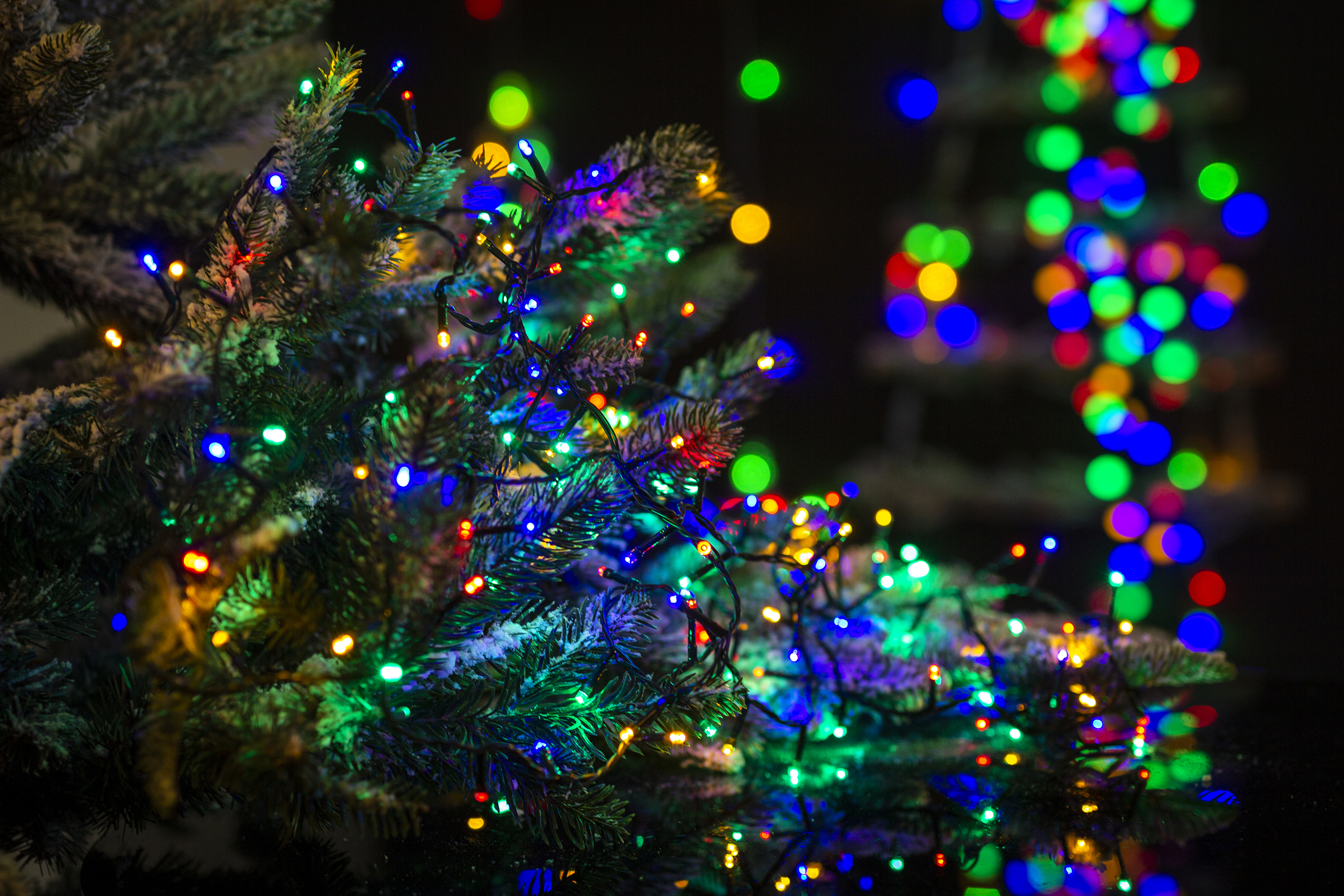 LAMPKI CHOINKOWE 1000 LED Z PROGRAMAT. MULTIKOLOR