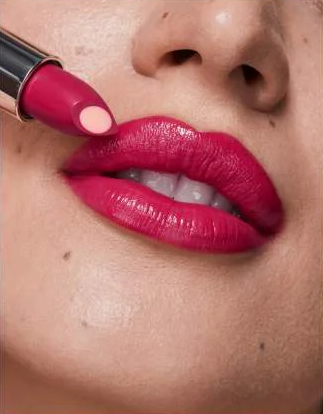 Avon Hydramatic Shine Lśniąca szminka - Carmine