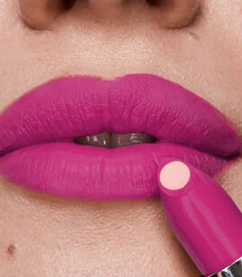 Avon Hydramatic Matowa szminka - Hydra Magenta