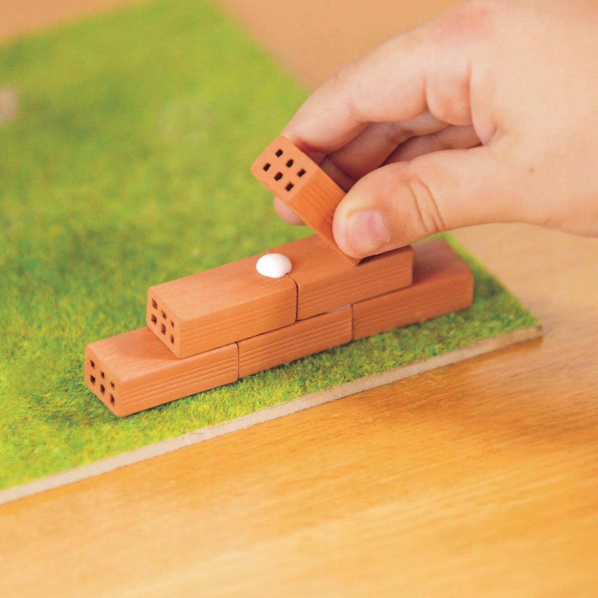 BRICK TRICK TREFL DOMEK LETNISKOWY 61350