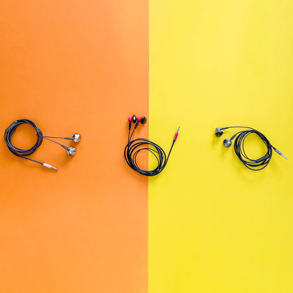 Metalowe przewodowe słuchawki douszne 3,5 mm mini jack szary (6)