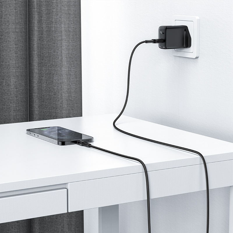 Kabel przewód MFI do iPhone USB - Lightning 2.4A 1.8m czarny (8)