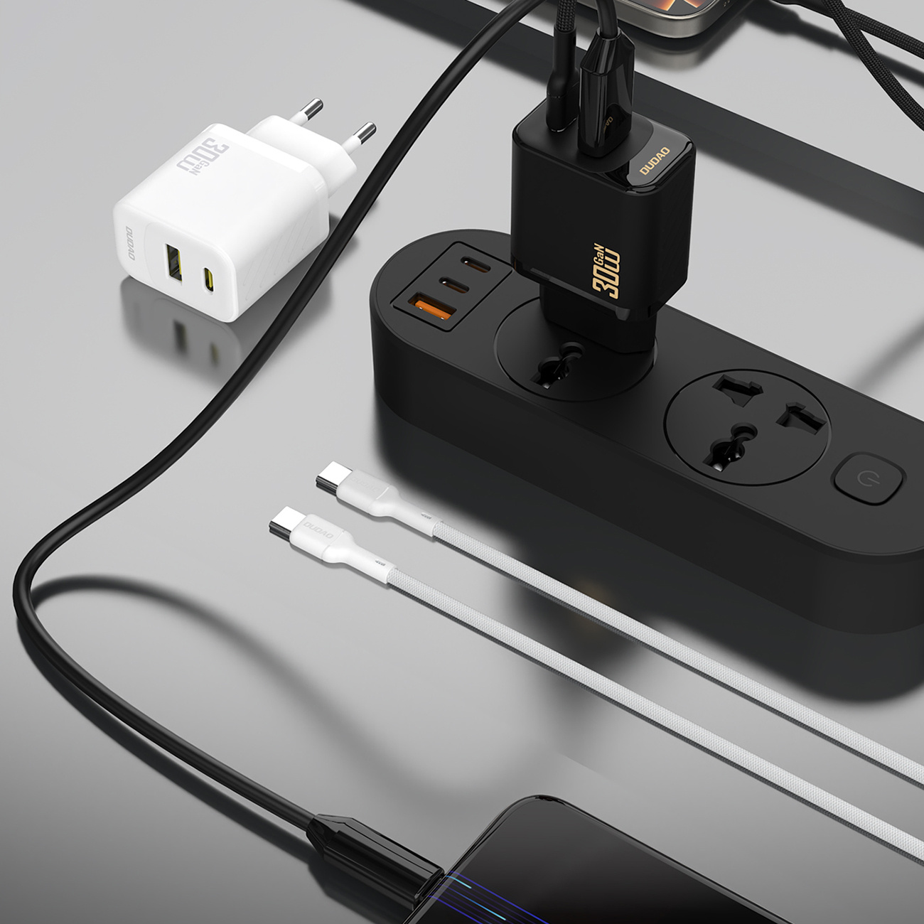 Ładowarka sieciowa USB-A USB-C z kablem USB-C GaN PD 30W - biała (6)