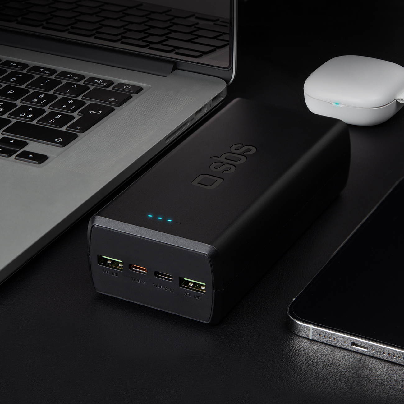 Powerbank 30000 mAh USB-C USB-A - czarny (4)