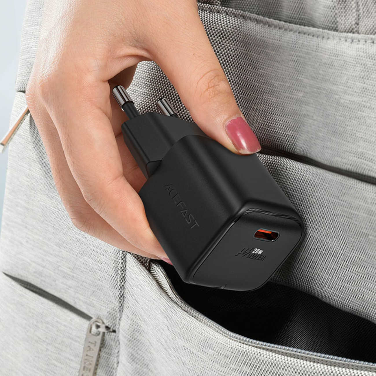Mini Ładowarka sieciowa GaN PD 20W USB-C czarna (3)