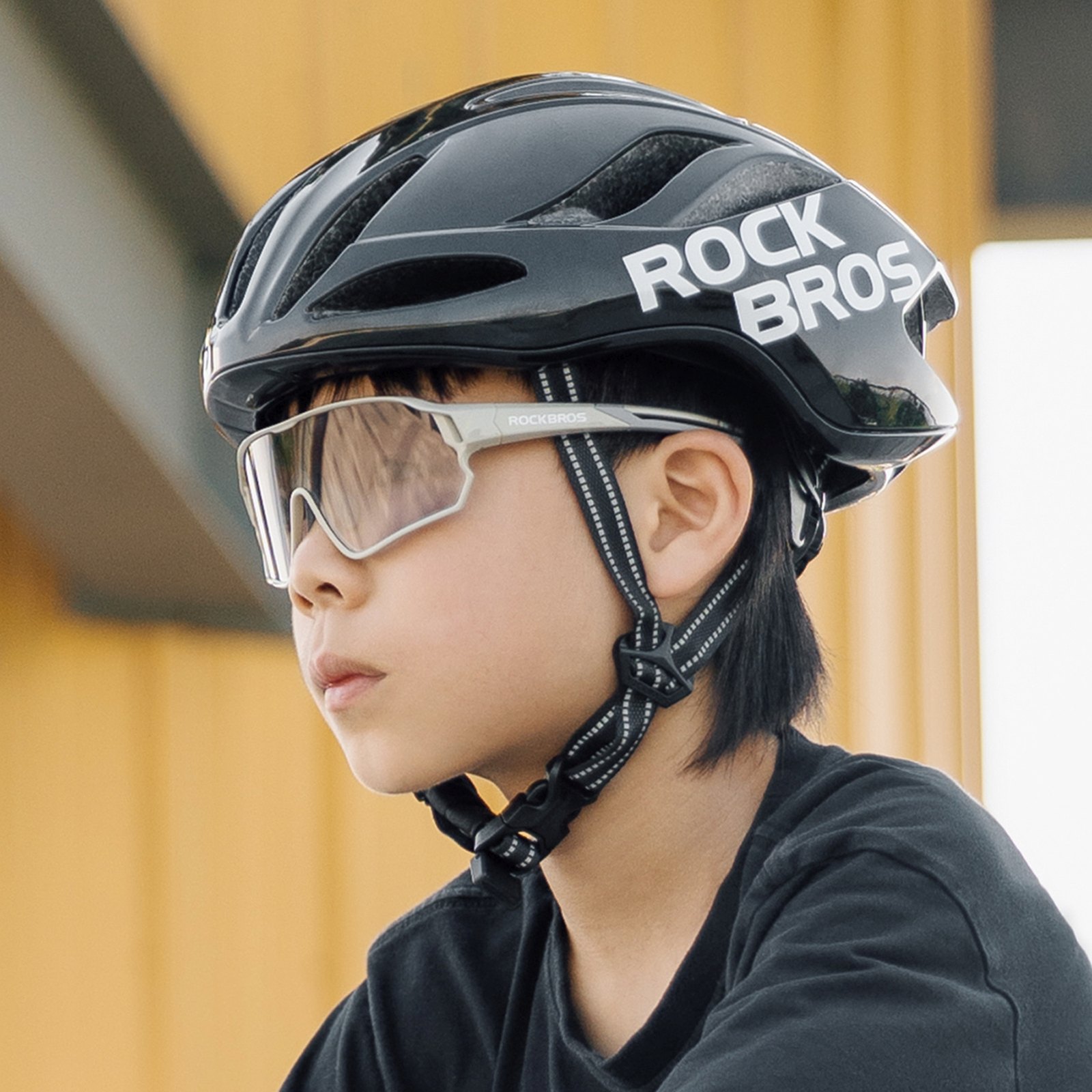 Kask rowerowy lekki 58-62 cm - czarny (4)