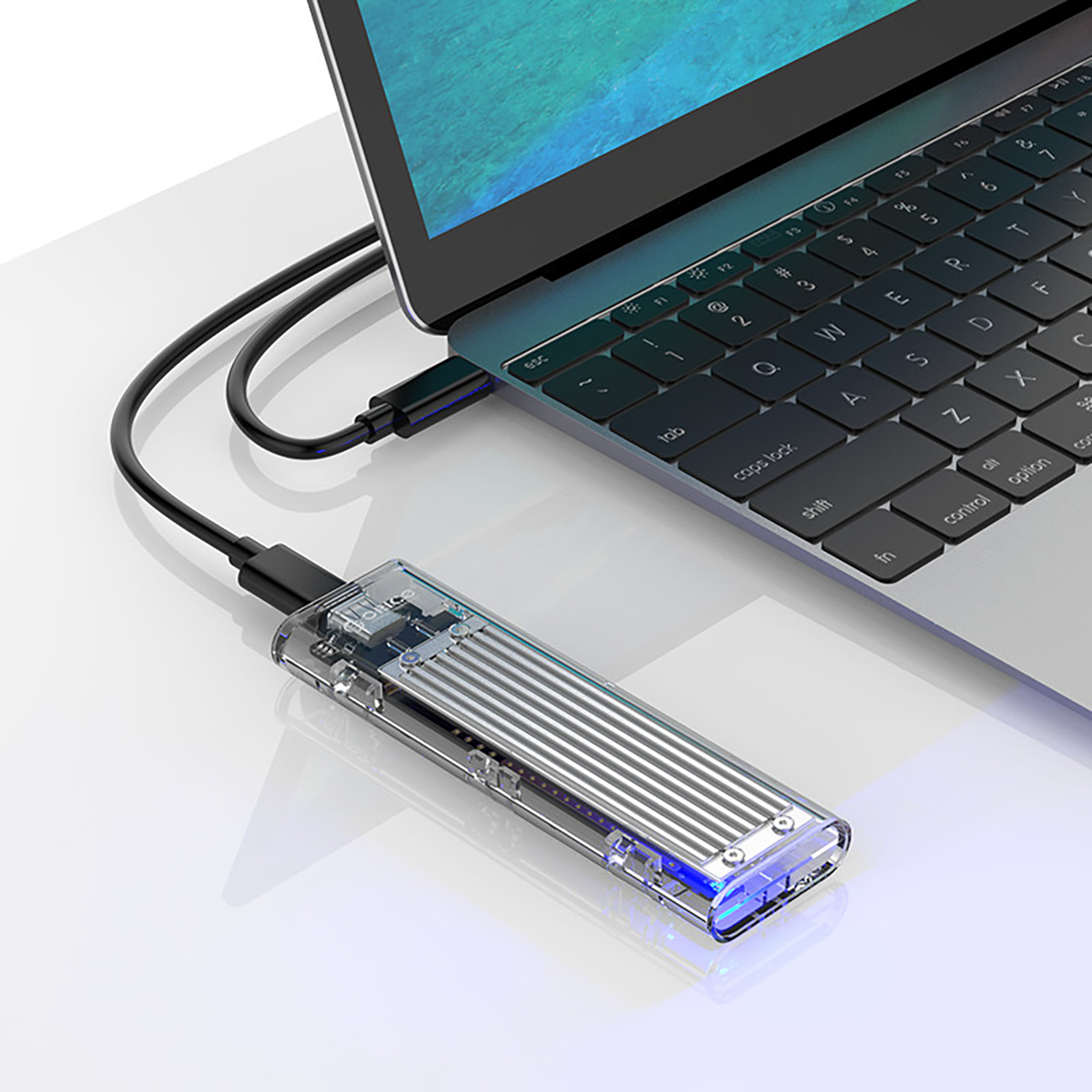 Kieszeń obudowa na dysk TCM2-C3 M.2 NVME na USB-C 10Gb/s - szaro-przezroczysta (3)