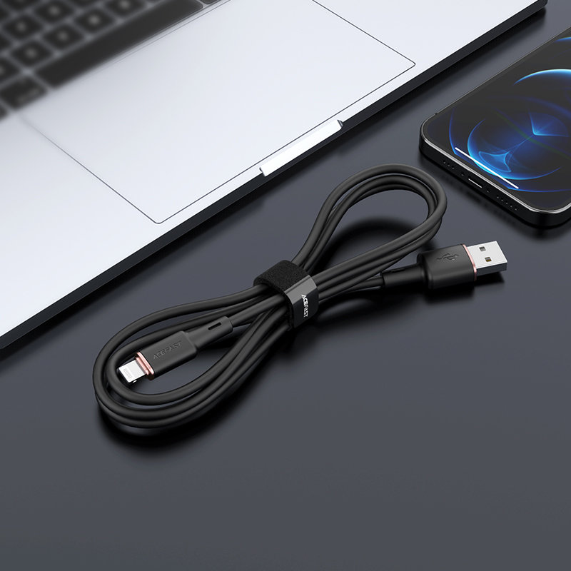 Kabel przewód do iPhone MFI USB - Lightning 2.4A 1.2m czarny (4)