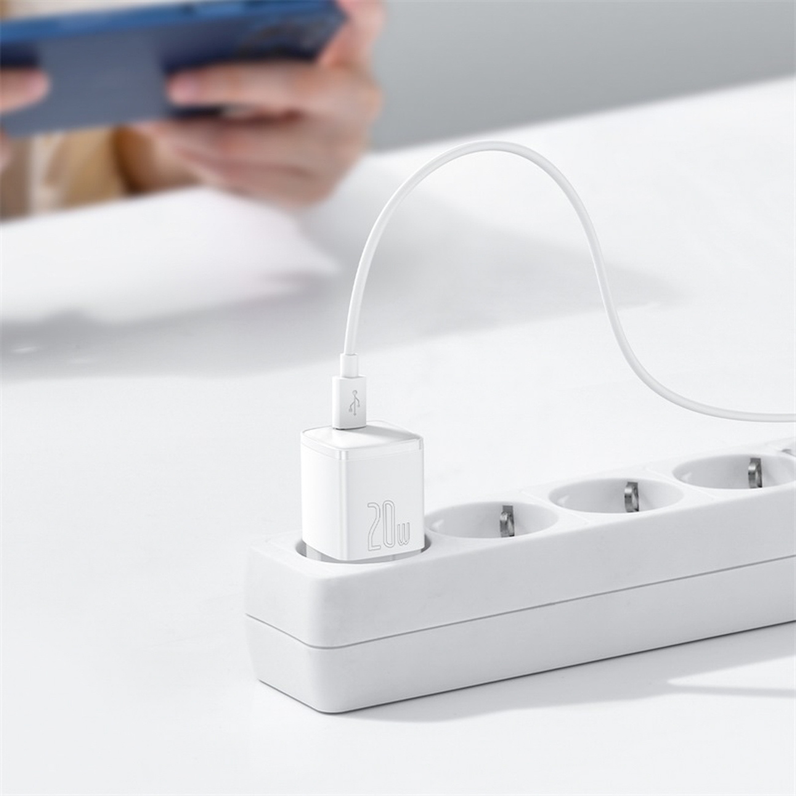 Ładowarka sieciowa USB-C PD Cube 20W - biała (10)