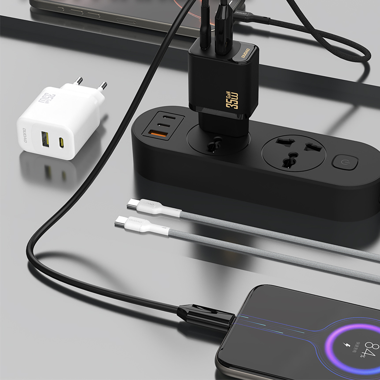 Ładowarka sieciowa z kablem USB-C 1m 35W - biała (5)