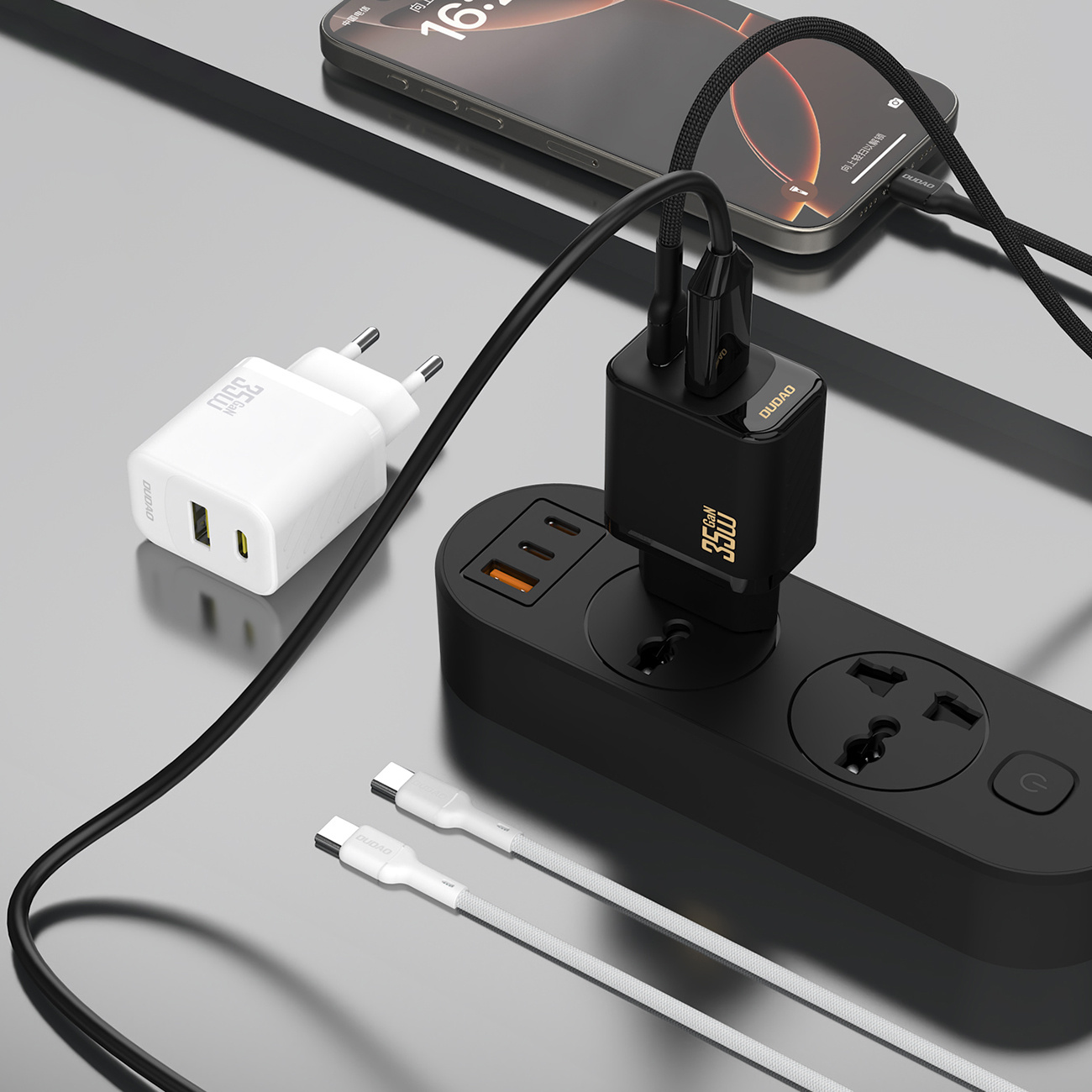 Ładowarka sieciowa z kablem USB-C 1m 35W - biała (9)