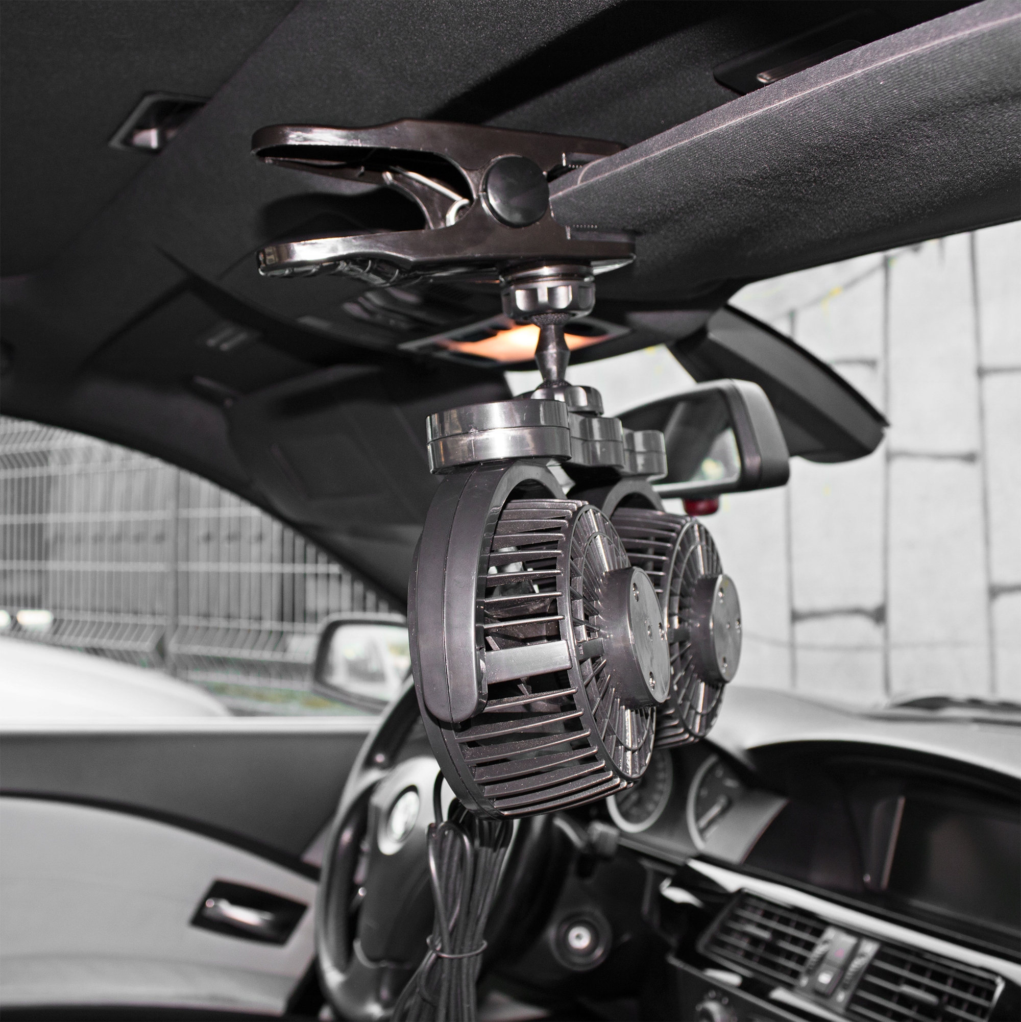 AMiO WIATRAK SAMOCHODOWY WENTYLATOR DO AUTA 24V