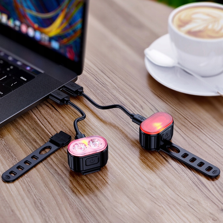 Oświetlenie rowerowe ŚWIATŁO TYLNE PRZEDNIE LAMPA MOC 800 lm akumulator