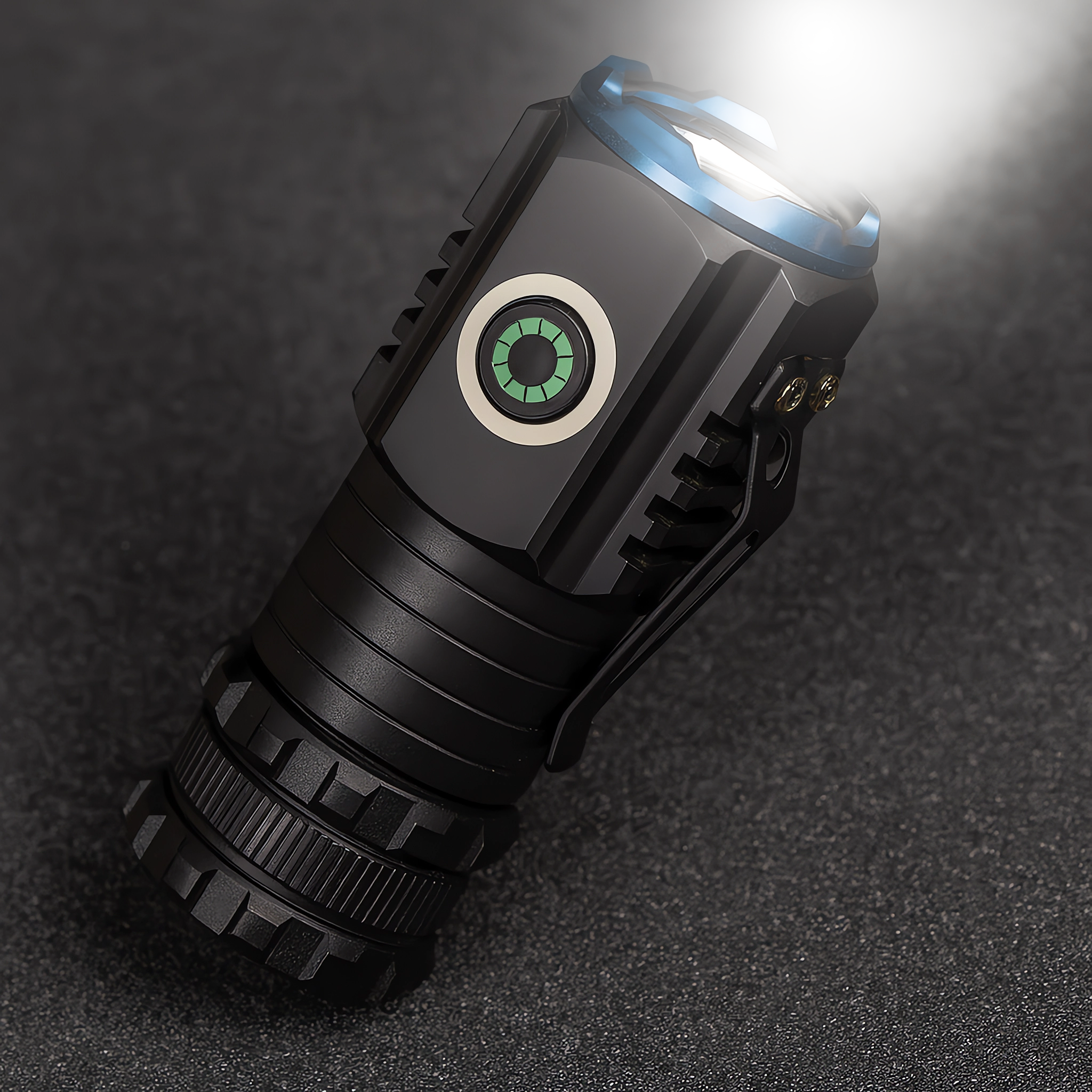 LATARKA TAKTYCZNA LED AKUMULATOROWA USB KLIPS MAGNES MOCNA DIODA 5 TRYBÓW