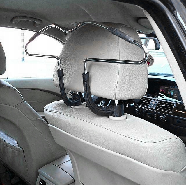 WIESZAK SAMOCHODOWY CHROM NA UBRANIA