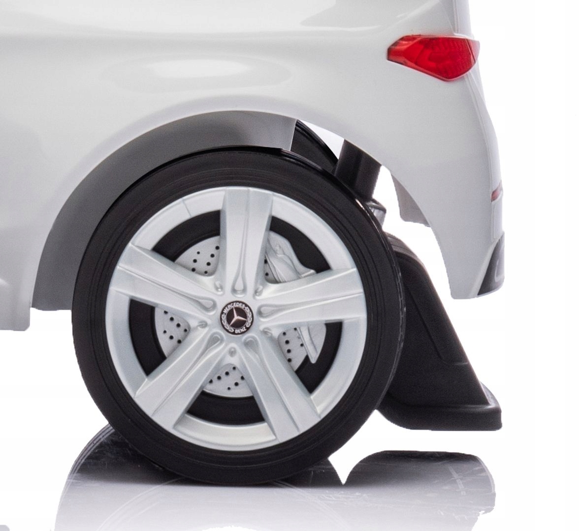 Jeździk Milly Mally Pojazd MERCEDES C-CLASS DELUXE SIEDZISKO EKOSKÓRA