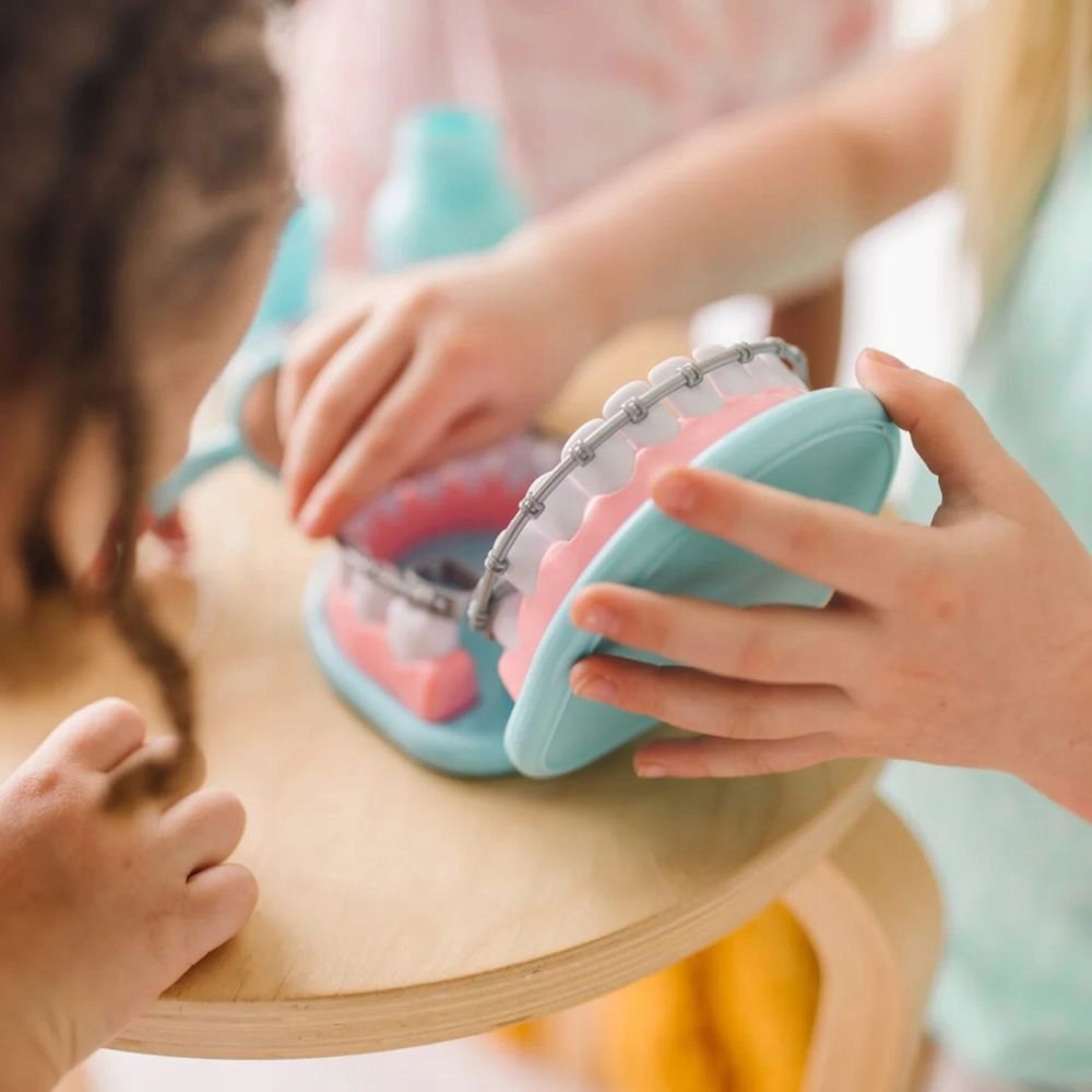 Zestaw dentysty dla dzieci MelissaDoug Stomatolog Leczenie ząbków Ortodonta