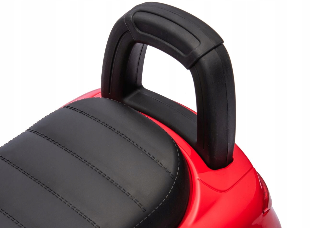 Jeździk Milly Mally Pojazd MERCEDES C-CLASS MULTIMEDIALNY