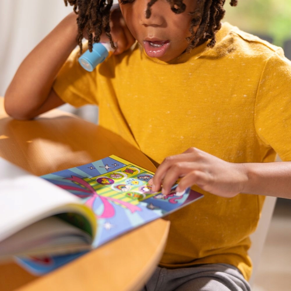 Sticker WOW Stempelki naklejkami jednorożec zestaw 300szt naklejek książka