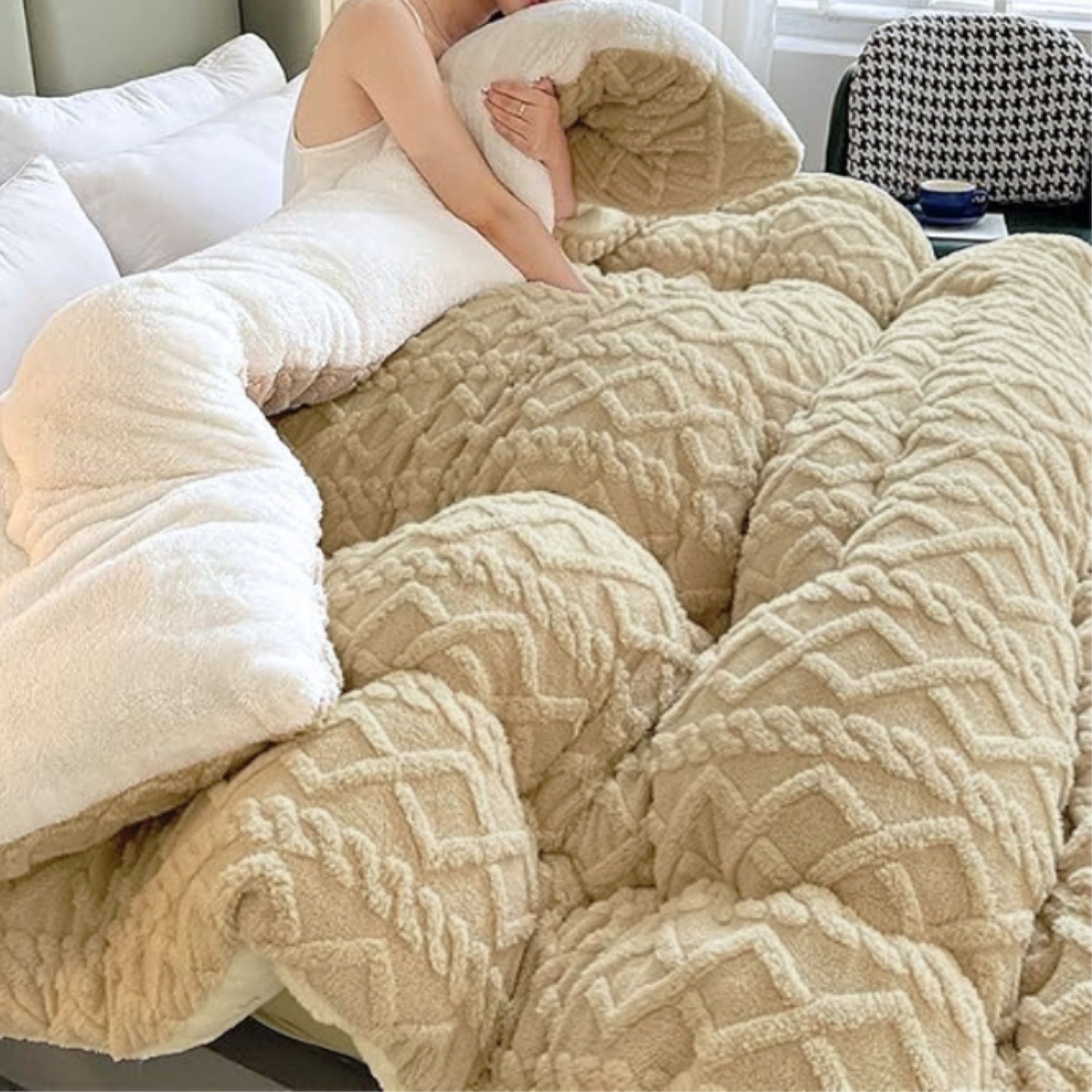 KOŁDRA CIEPŁA ZIMOWA PUSZYSTA 150X200 4,2 KG KHAKI