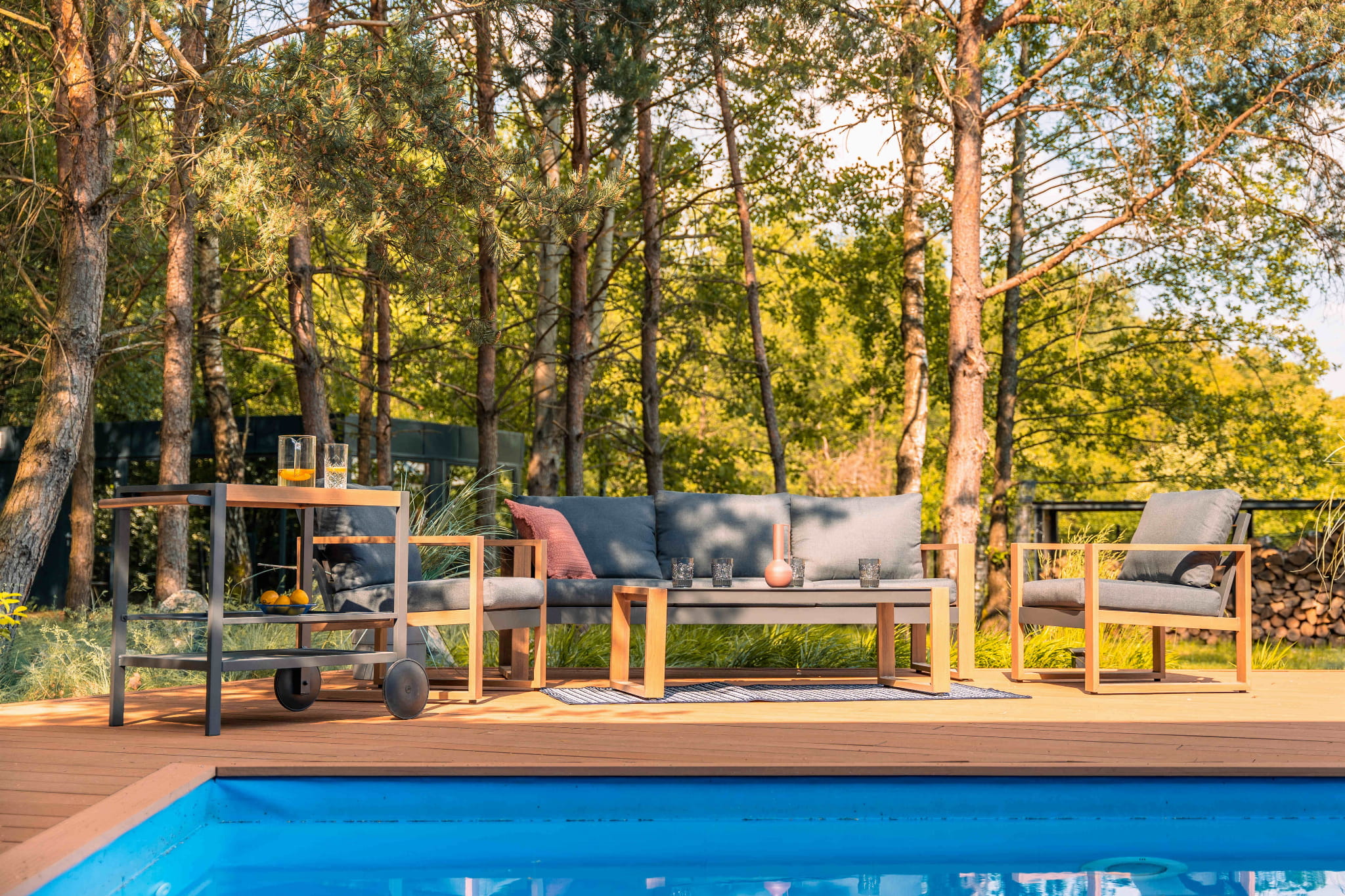 ZESTAW MEBLI OGRODOWYCH DUISBURG CS DLA 5 OSÓB