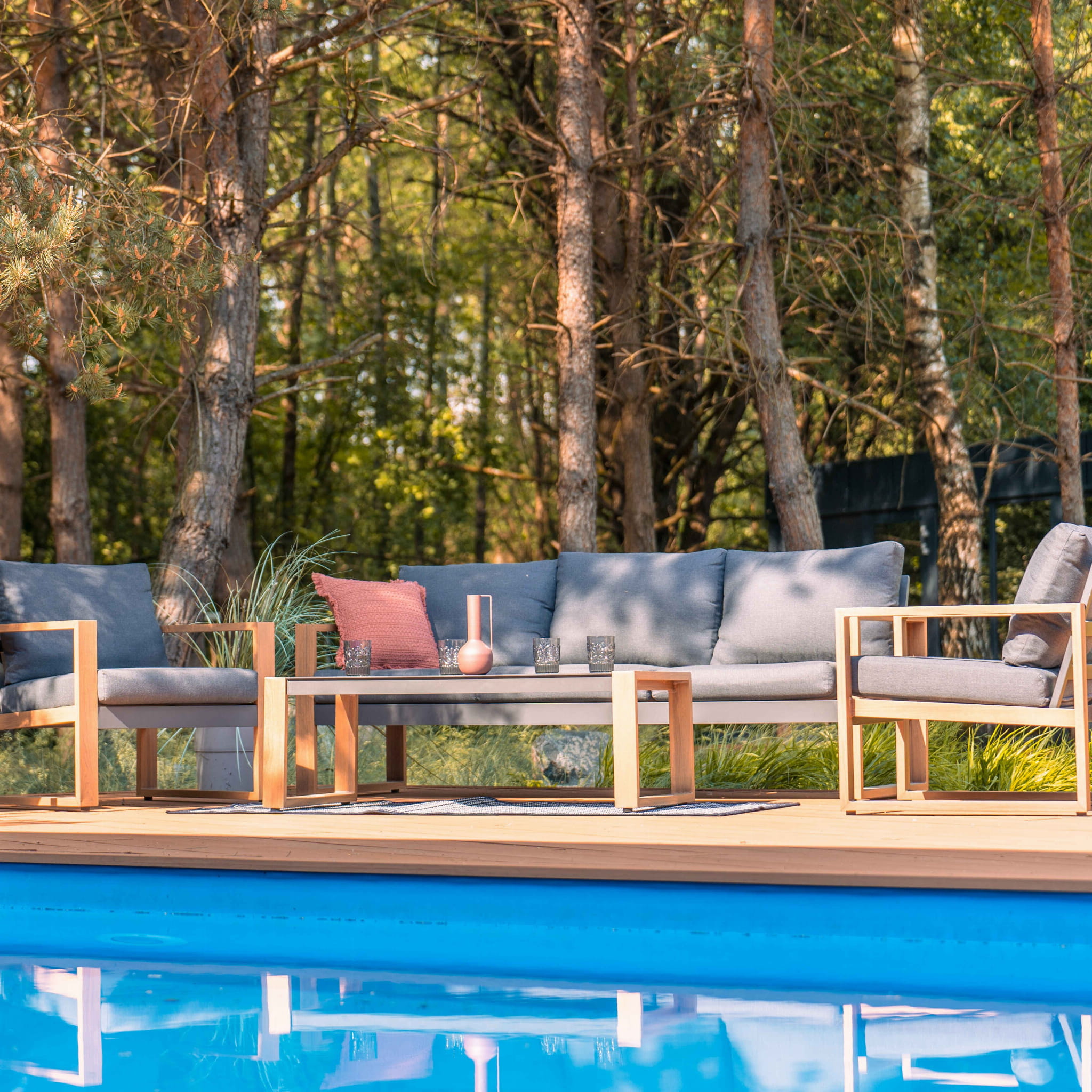 ZESTAW MEBLI OGRODOWYCH DUISBURG CS DLA 5 OSÓB