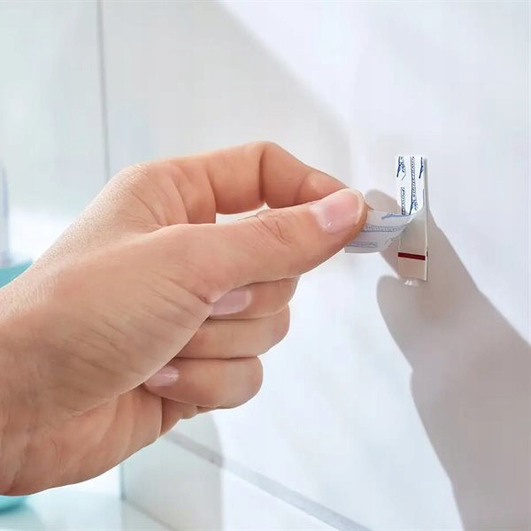 Haczyki Samoprzylepne Łazienkowe Tesa Powerstrips Do Wieszania 1kg 3 szt