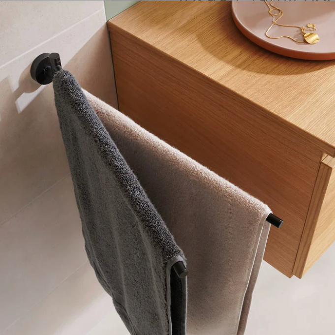 Wieszak Łazienkowy Na Ręcznik Samoprzylepny Tesa MOON BLACK Metalowy