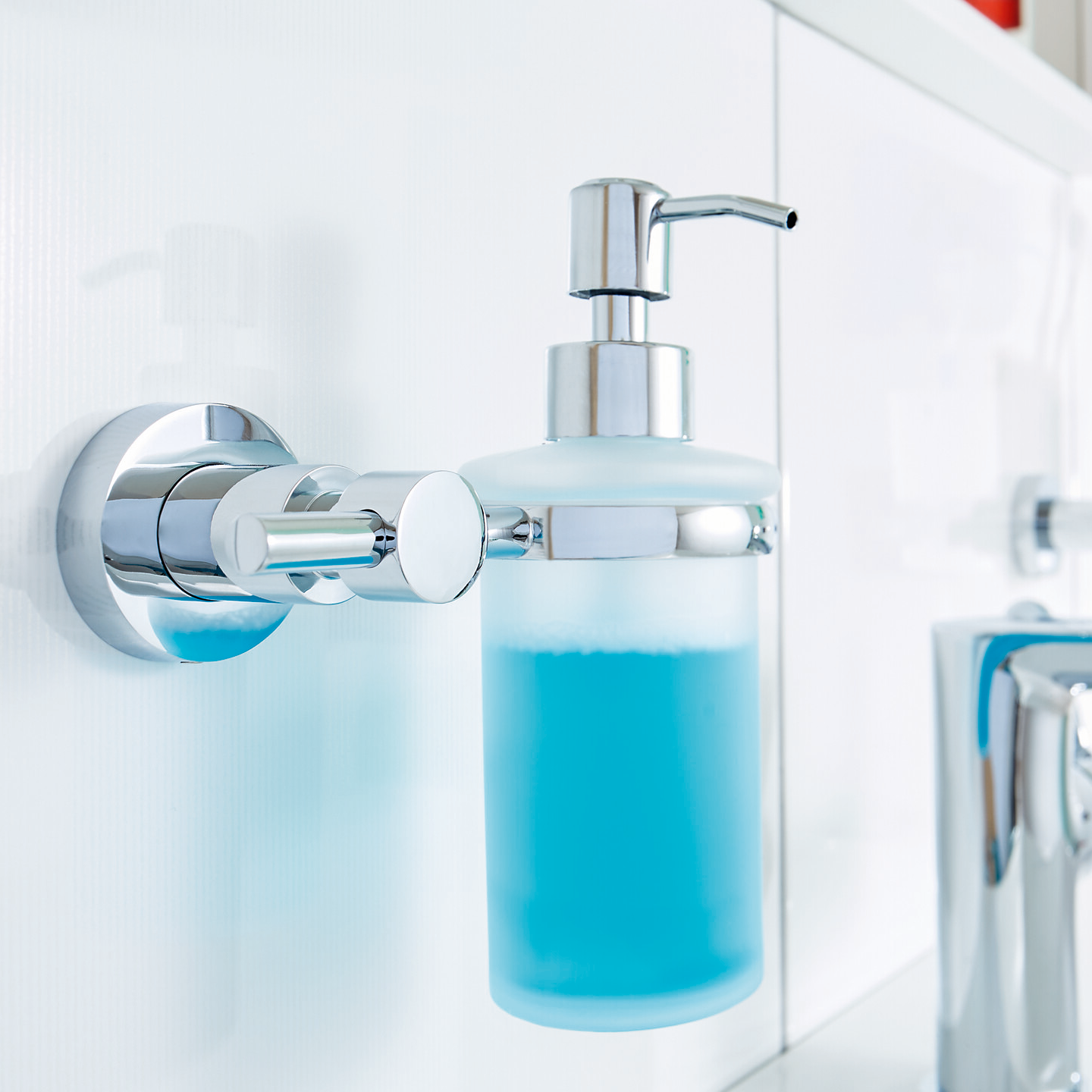 Dozownik Do Mydła W Płynie Tesa LOXX Do Łazienki Chromowany Metalowy