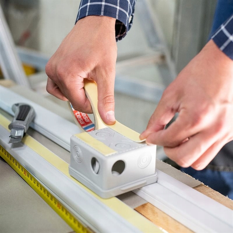 Dwustronna Taśma Klejąca Montażowa Tesa 12 mm x 25 m Uniwersalna Piankowa